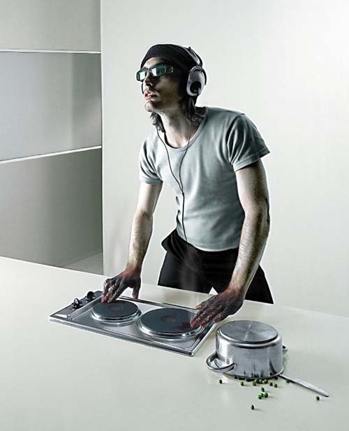 DJ    .    ?