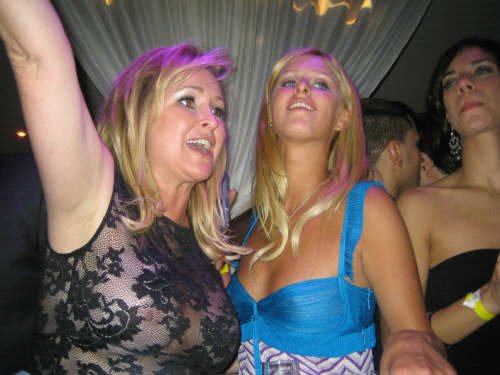  Paris Hilton  