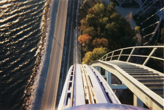 Новый атракцион Millenium Force (43 фото) Новый атракцион Millenium Force (43 фото)
