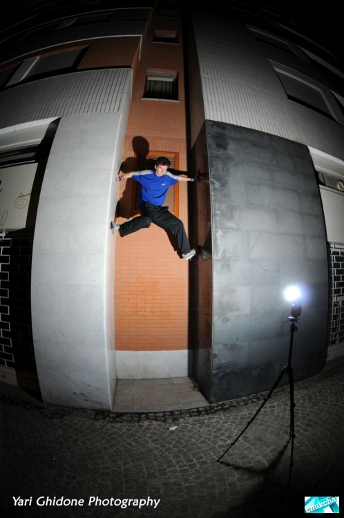   LeParkour (18 )