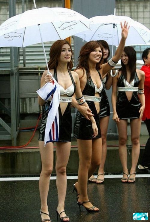 Женщины с гонок Формулы 1 (50 фото)