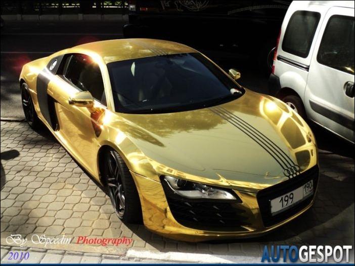  Audi R8 (4 )