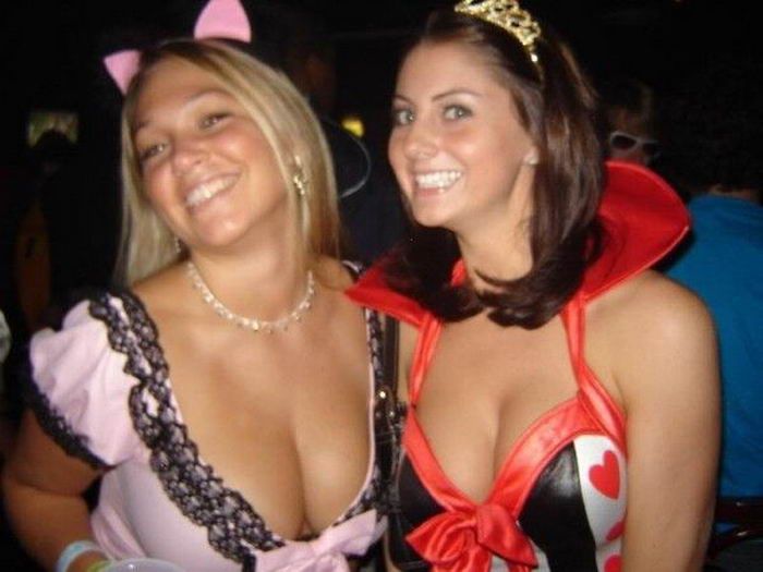   Twitter (40 )